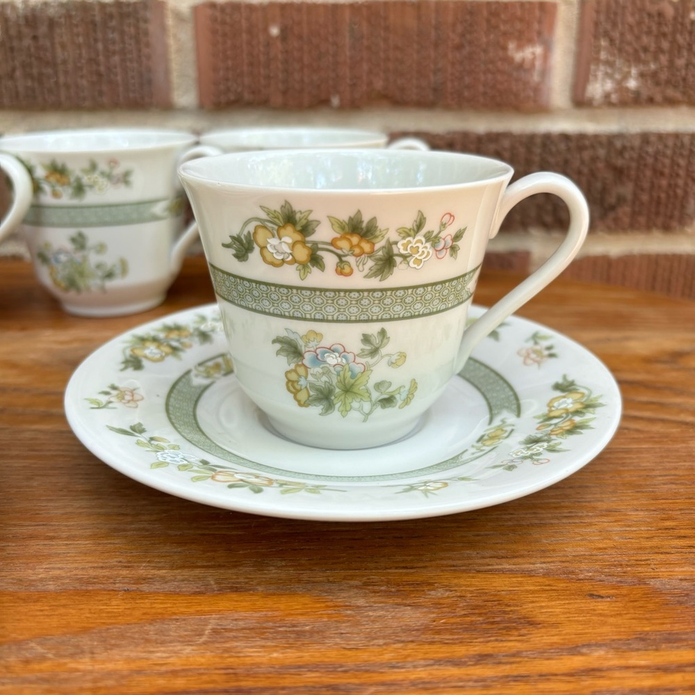 Royal Doulton England Tonkin Tea Coffee Cup & Saucer Green Tree Set of 5